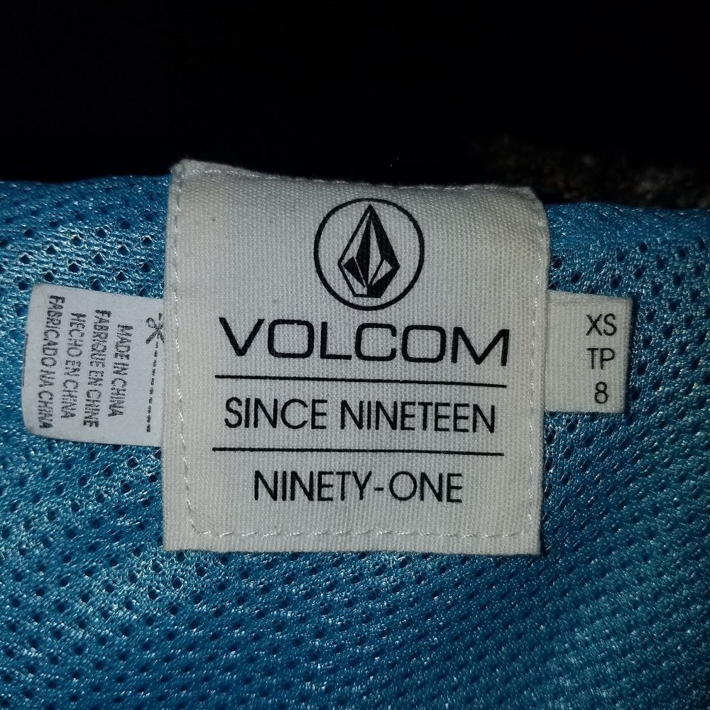 Volcom rain jacket - Picture 3 of 5